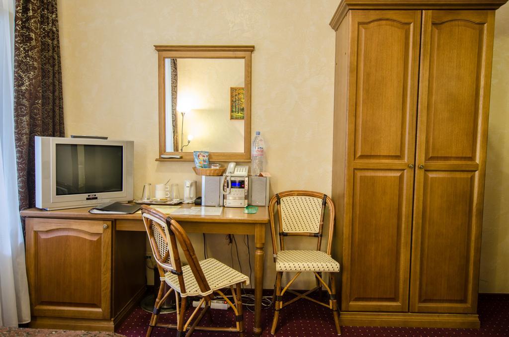 Boutique Hotel Monte Kristo Riga Bagian luar foto