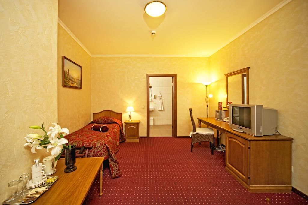 Boutique Hotel Monte Kristo Riga Bagian luar foto