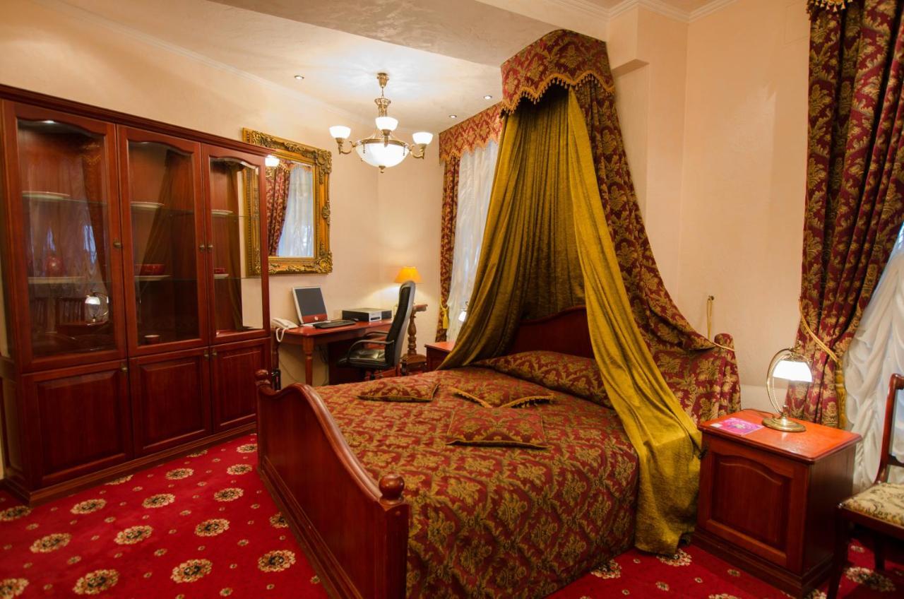 Boutique Hotel Monte Kristo Riga Ruang foto
